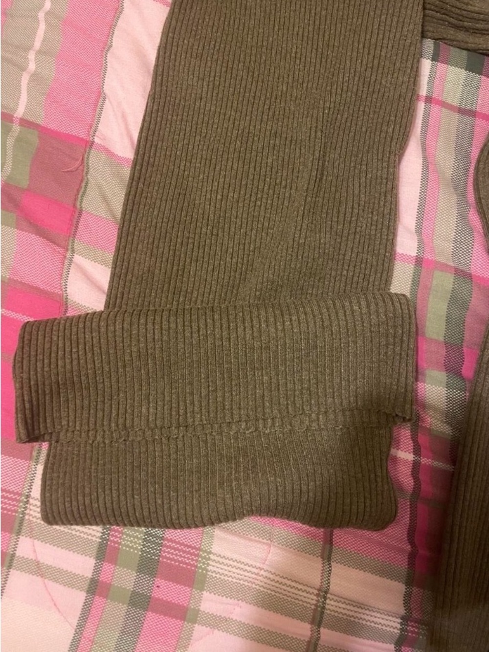 Pink Rose Chocolate Ribbed Sweater Set With Matching Ribbed Pants - Picture 7 of 8